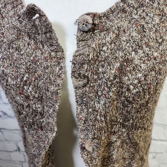 Maurices Women's Brown Knit Button Cardigan Down Sweater Top Size Medium - Picture 4 of 10
